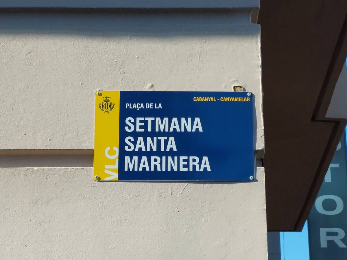 Luis Fernández callejeando por el Grao-Cabanyal-Canyamelar