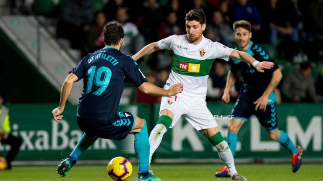 Una imagen del Elche-Albacete jugado en el Martínez Valero