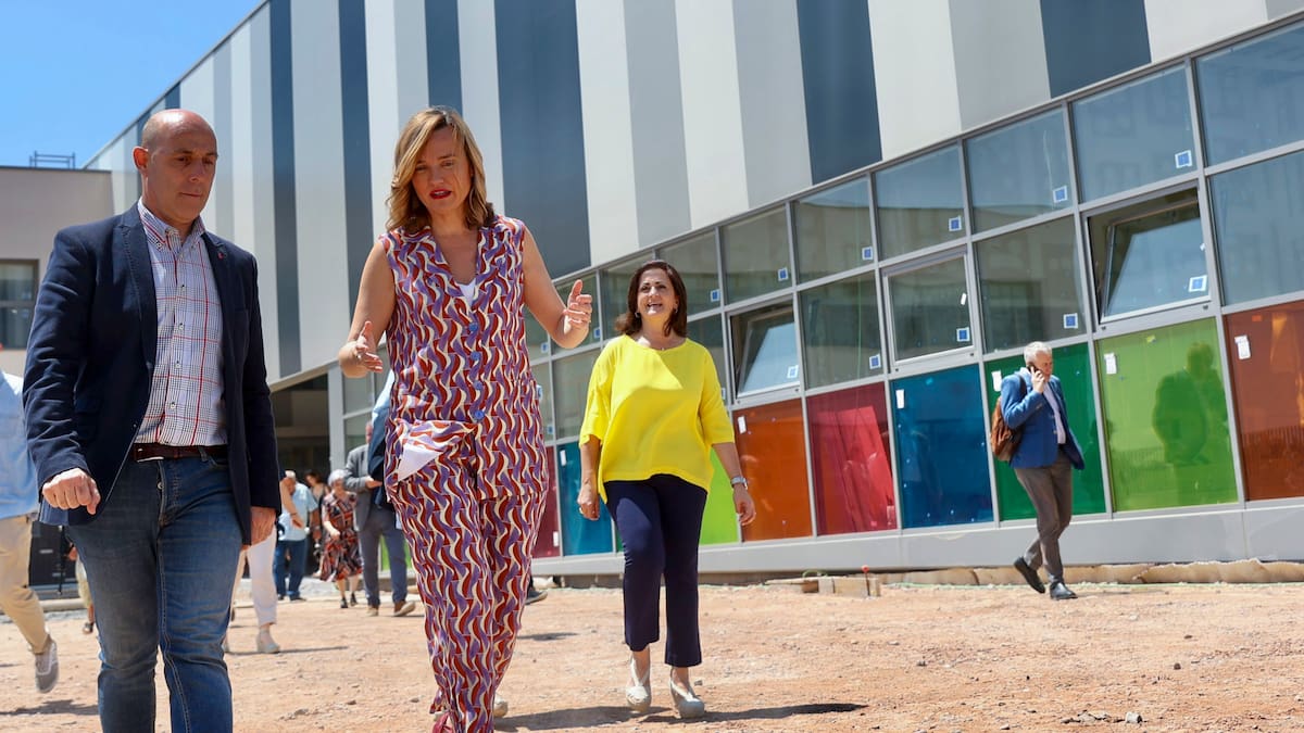 La ministra de Educación visita el CEIP de Casalarreina (23/06/2023)