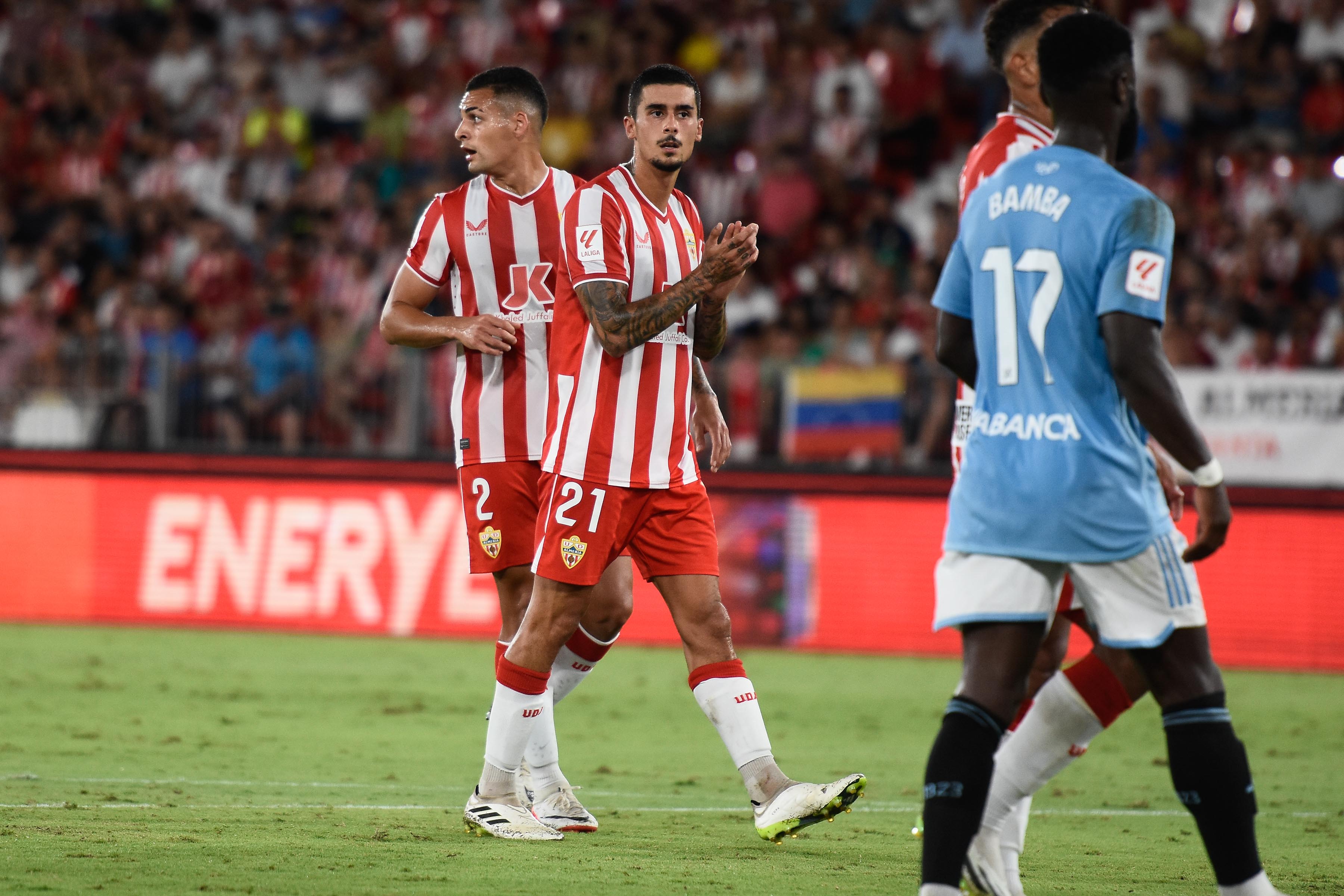 Kaiky y Chumi, de suplentes la pasada temporada, a titulares ante el Celta.