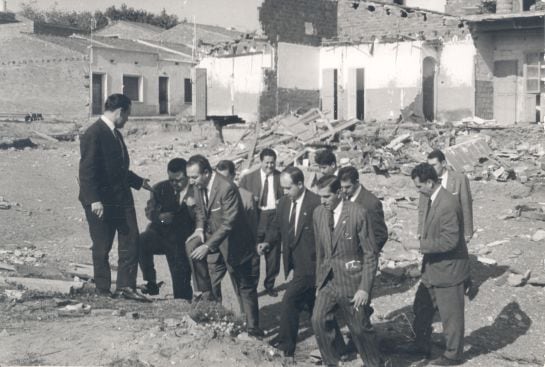 Joaquín Soler Serrano visita la zona afectada per les inundacions