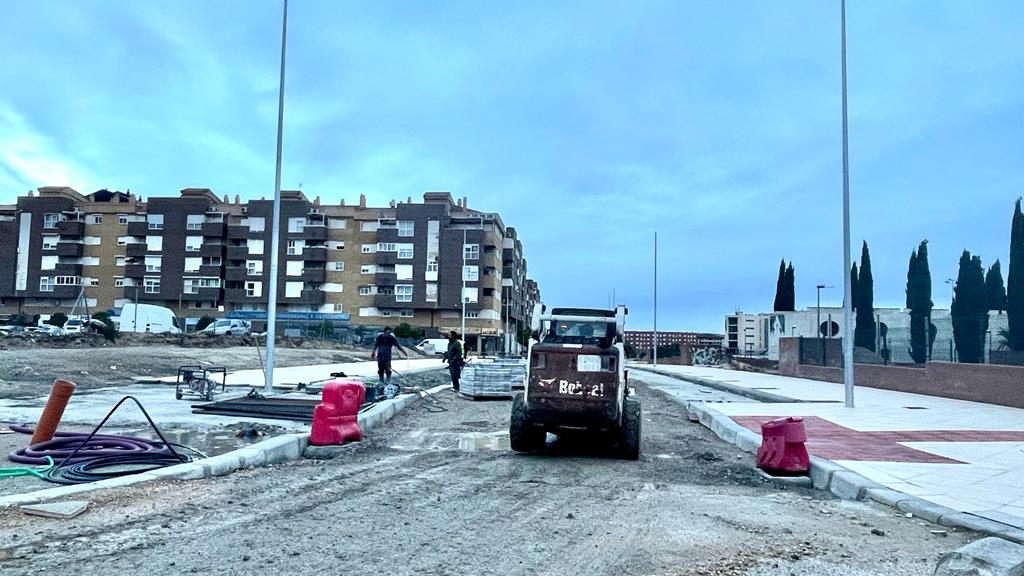 Obras en la calle Castilla y León de la capital.