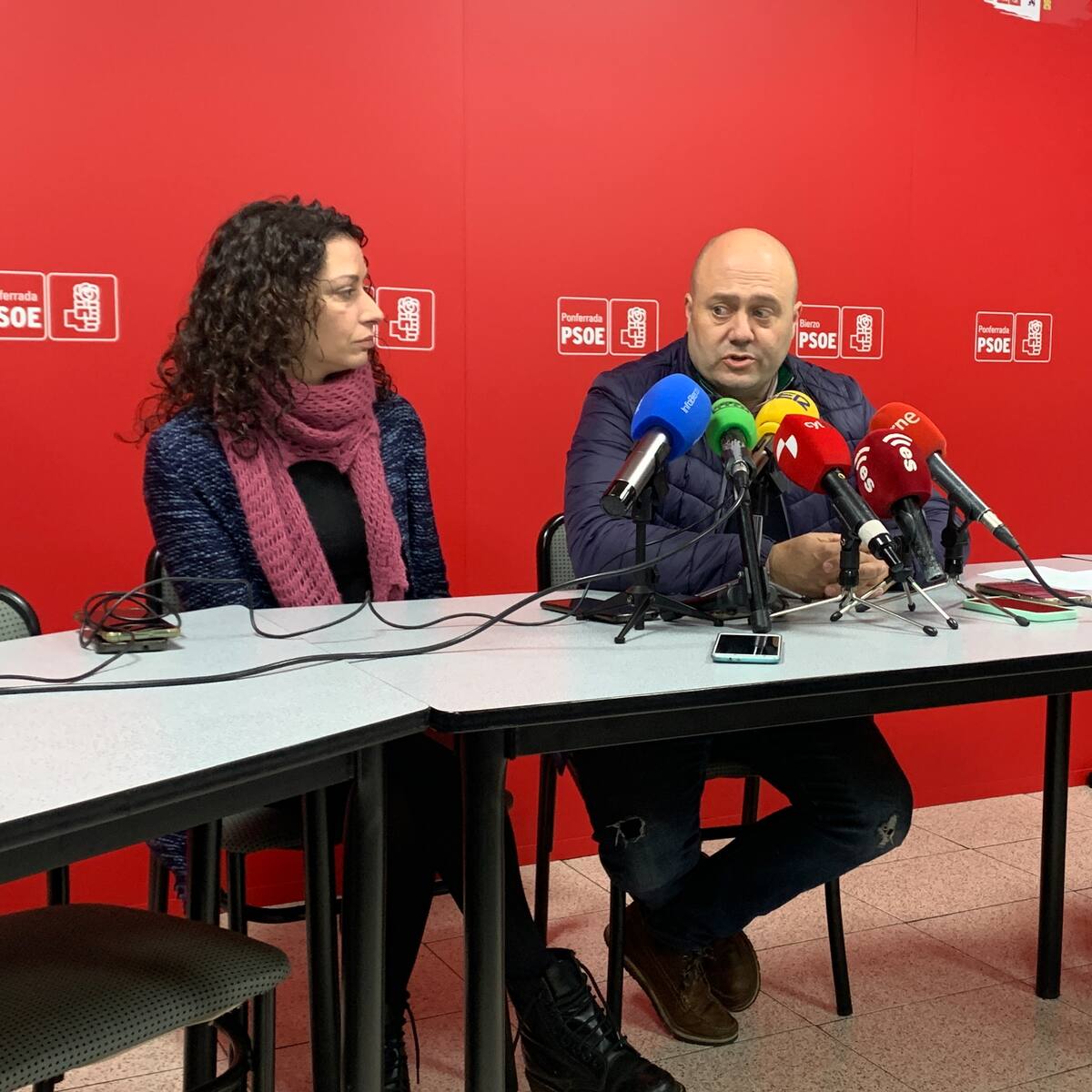 El PSOE quiere que la consejera de Movilidad asuma la titularidad y rehabilitación del acceso entre el Bierzo y Asturias por Valdeprado