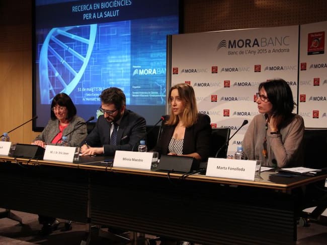 Acte inaugural dels desens Debats de recerca