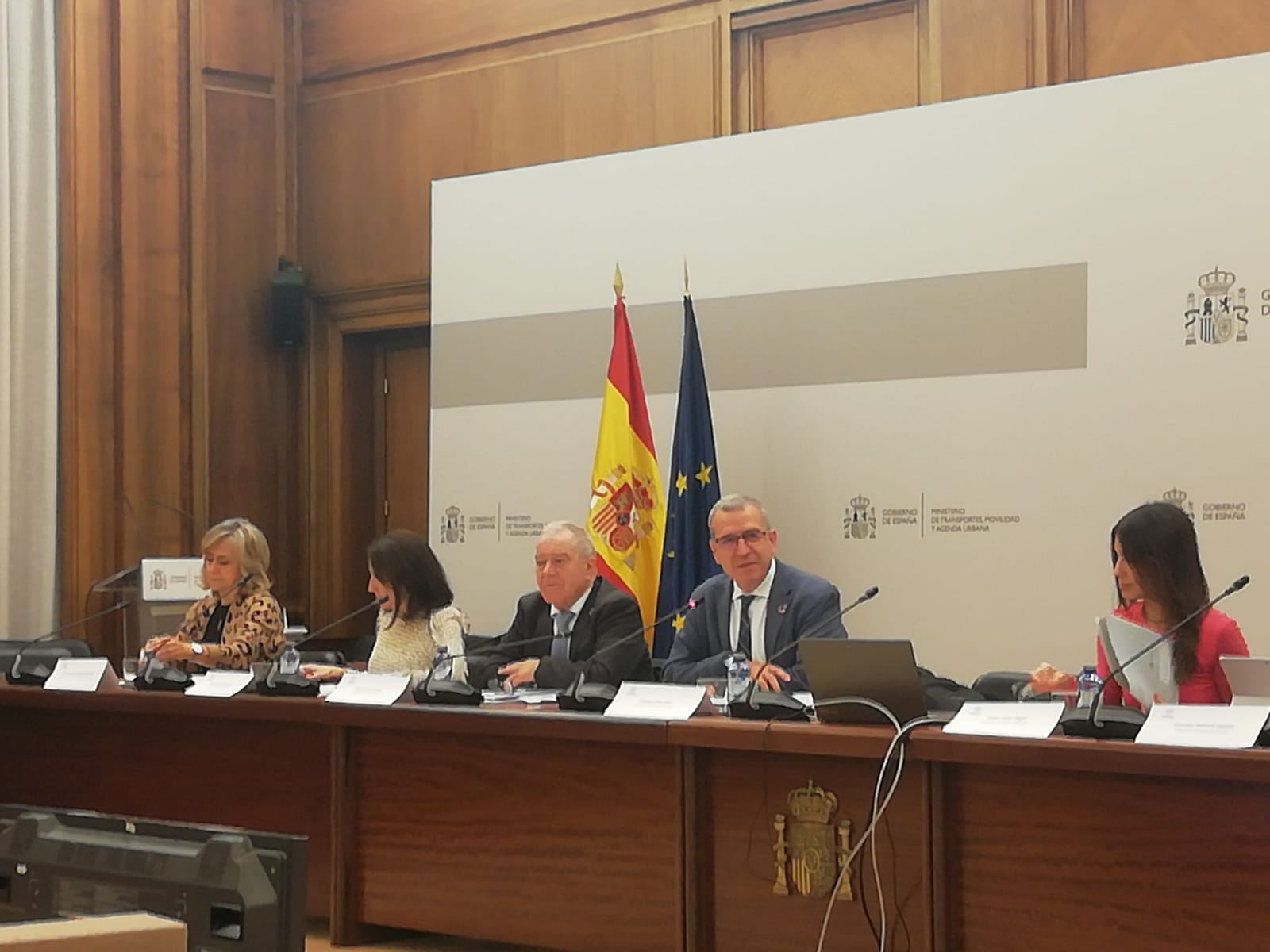 Reunión Comisión Despoblación y Reto Demográfico d ela FEM en MInisterio