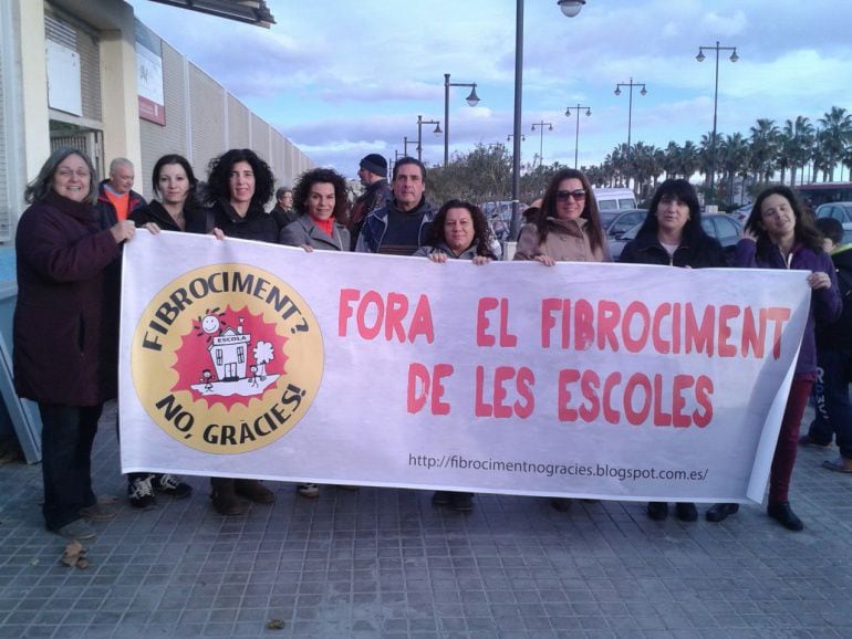 Miembros de la Comisión &quot;Fibrocemento No, gracias&quot;