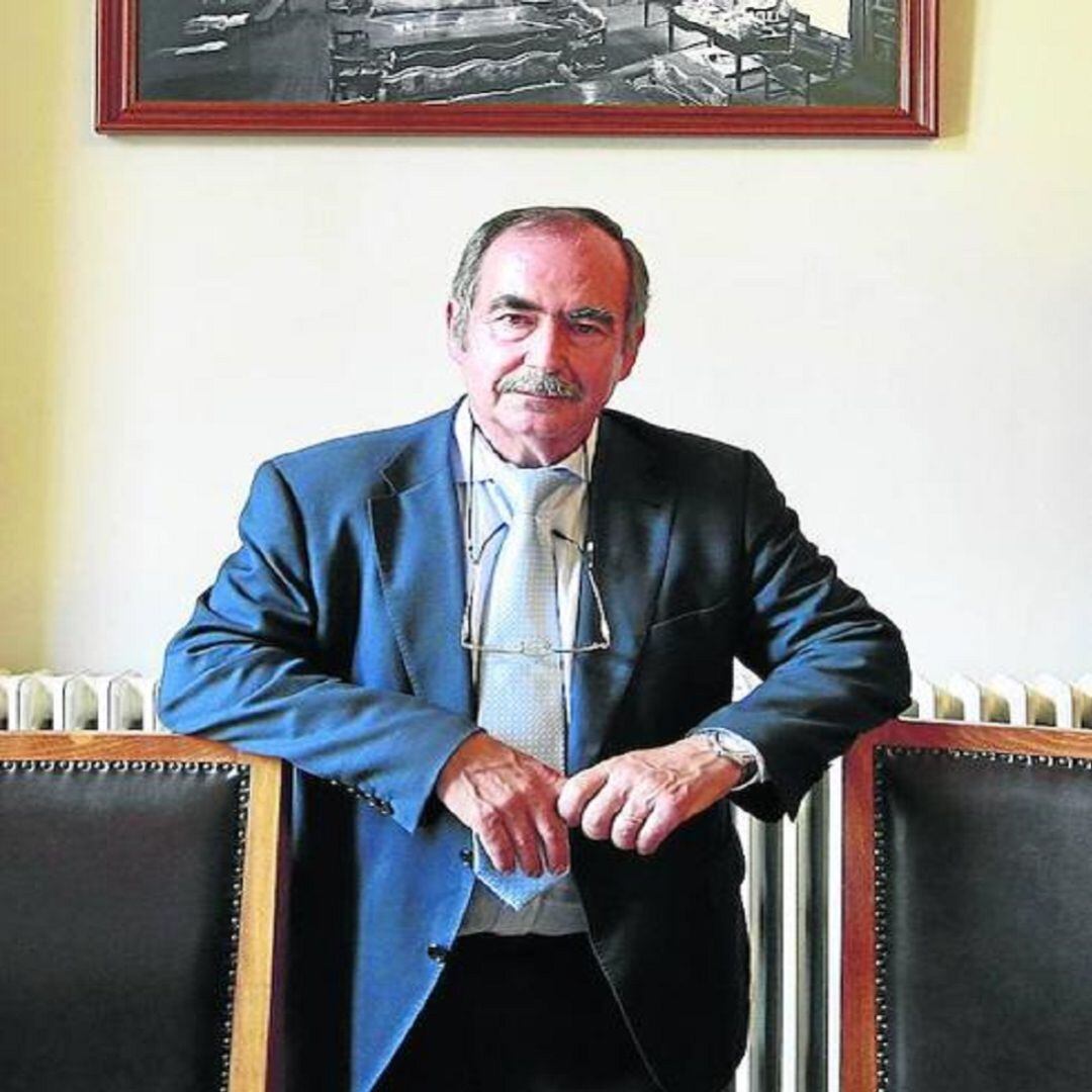 Vicente González, decano de Filología de la USAL