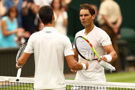 Nadal y Djokovic jugaron un emocionante partido en Wimbledon que se llevó el balcánico