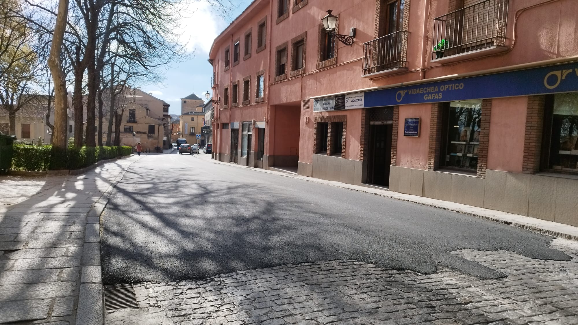 Imágenes del asfaltado en la calle de San Agustín
