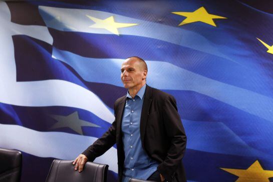 Greek Finance Minister Yanis Varoufakis looks on before a common press conference with Jeroen Dijsselbloem, head of the euro zone finance ministers&#039; group (not pictured) at the ministry in Athens, January 30, 2015. Greece&#039;s government will not cooperate w