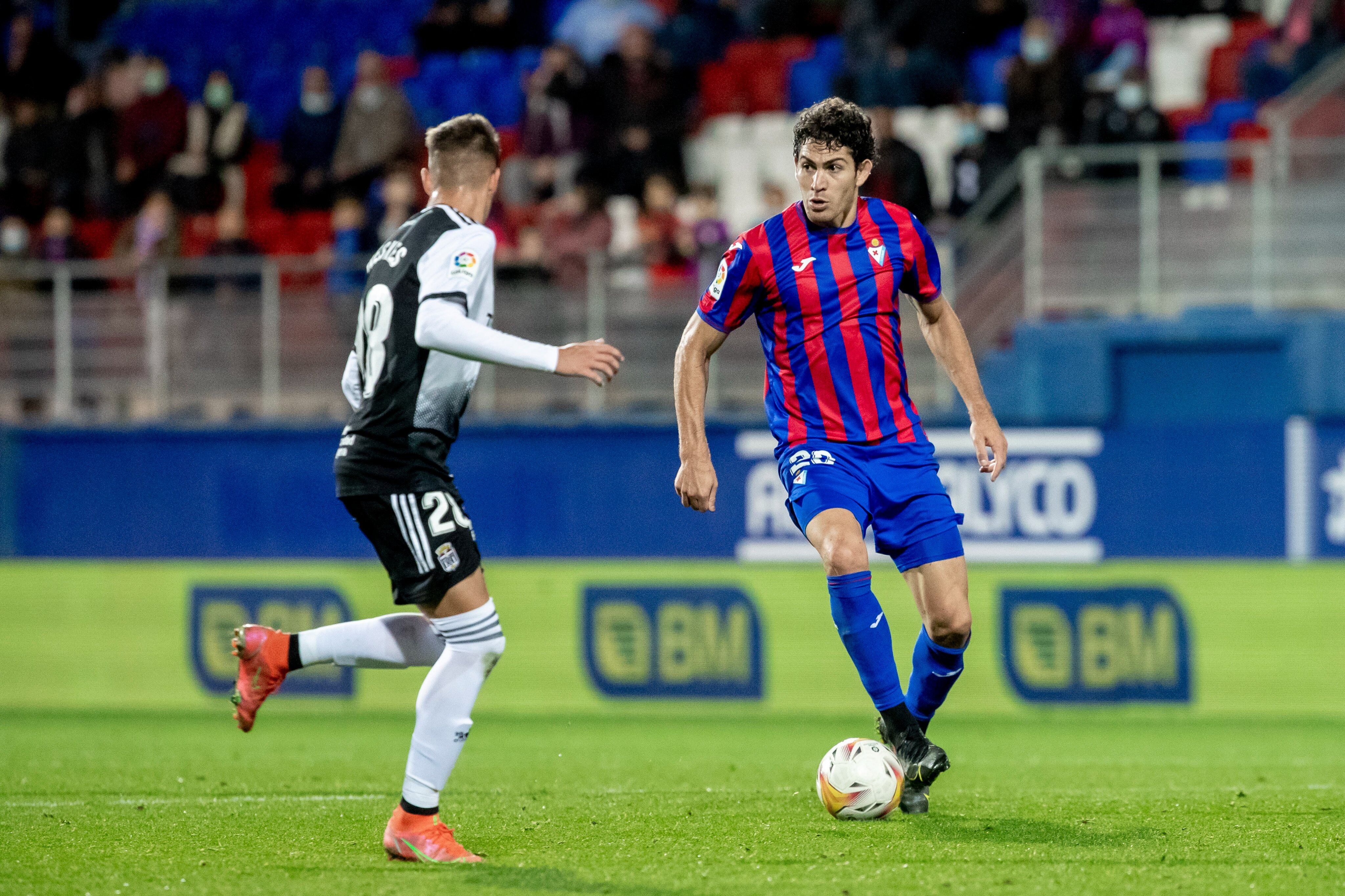 Blanco Leschuk fue uno de los goleadores del Eibar - Cartagena de la primera vuelta