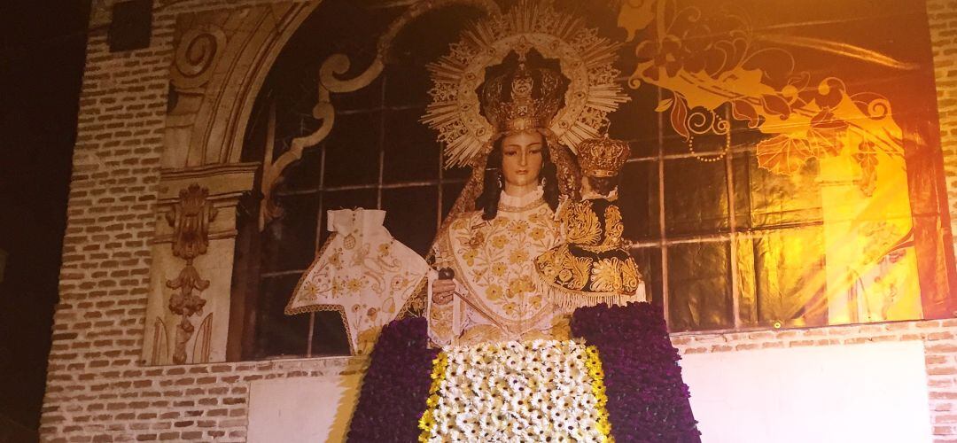 La misa es a las 19.00 horas en la Iglesia de San Pedro