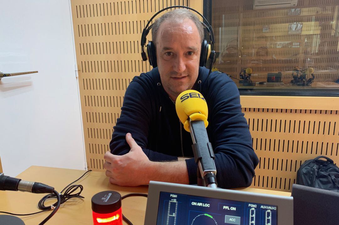 Rafa Monclova en los estudios de Radio Murcia