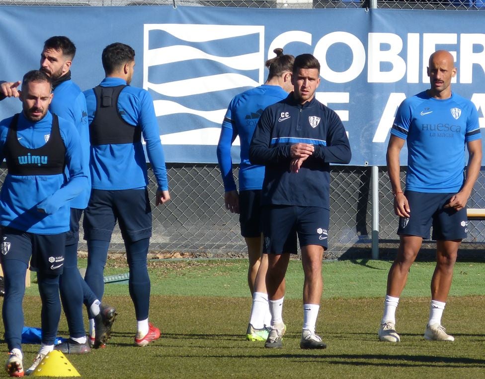 Ferreiro y Mikel Rico durante un entrenamiento la pasada temporada con la SD Huesca