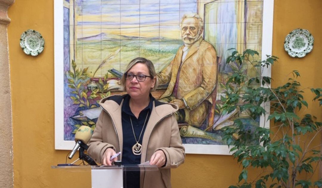 La concejala, Josefa Jurado ha contestado a Vox Andújar