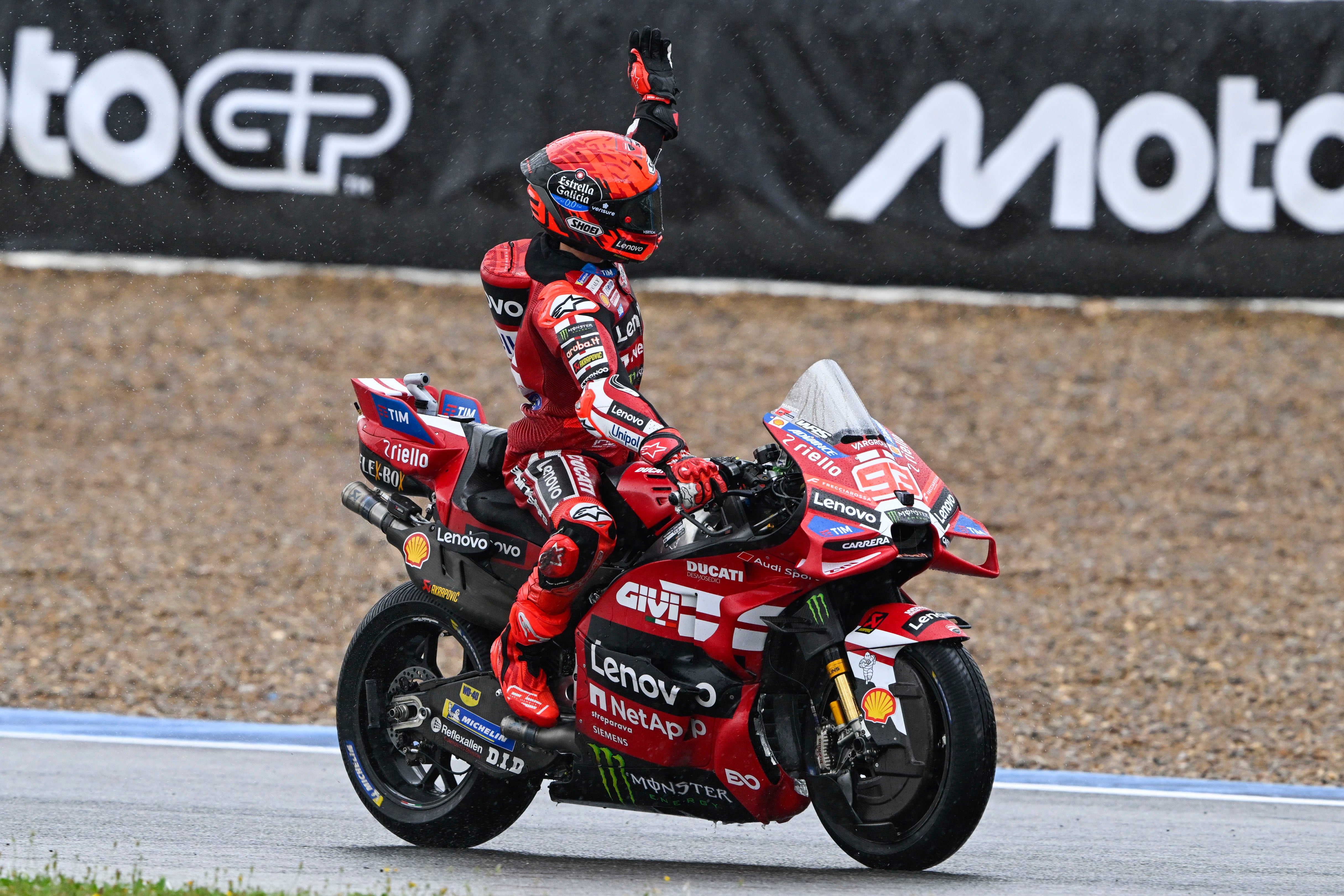 Marc Márquez celebra su triunfo en el 'sprint' del GP de España