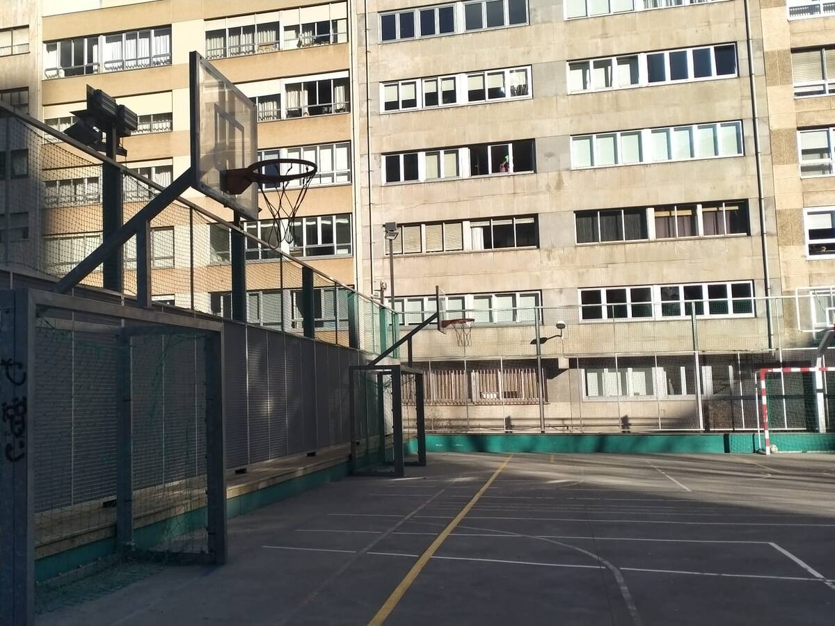 Un joven ha sido apuñalado el fin de semana en A Coruña. Analizamos todos los hechos con Isabel Bravo