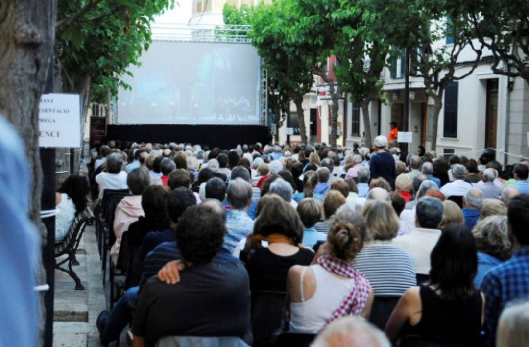 Òpera al carrer al carrer de Ses Moreres