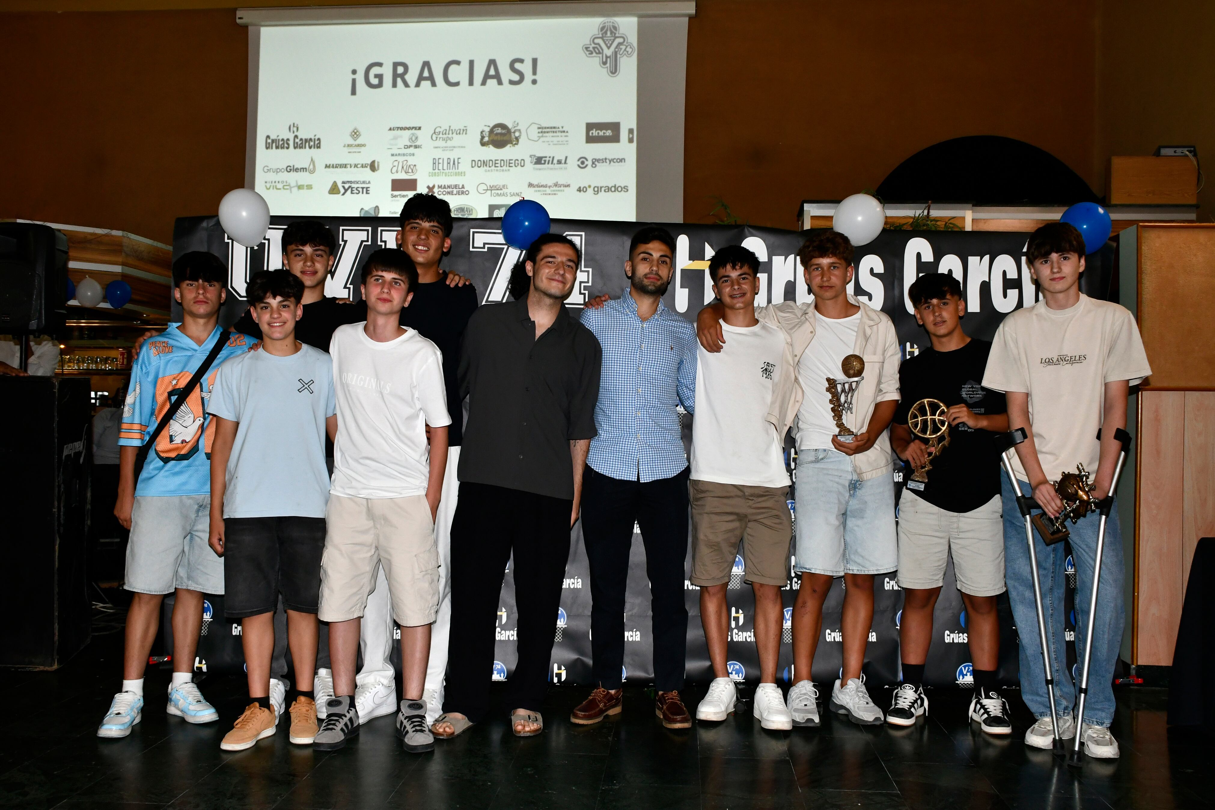 V-74 VILLENA Cadete masculino B “Ingeniería y Arquitectura”