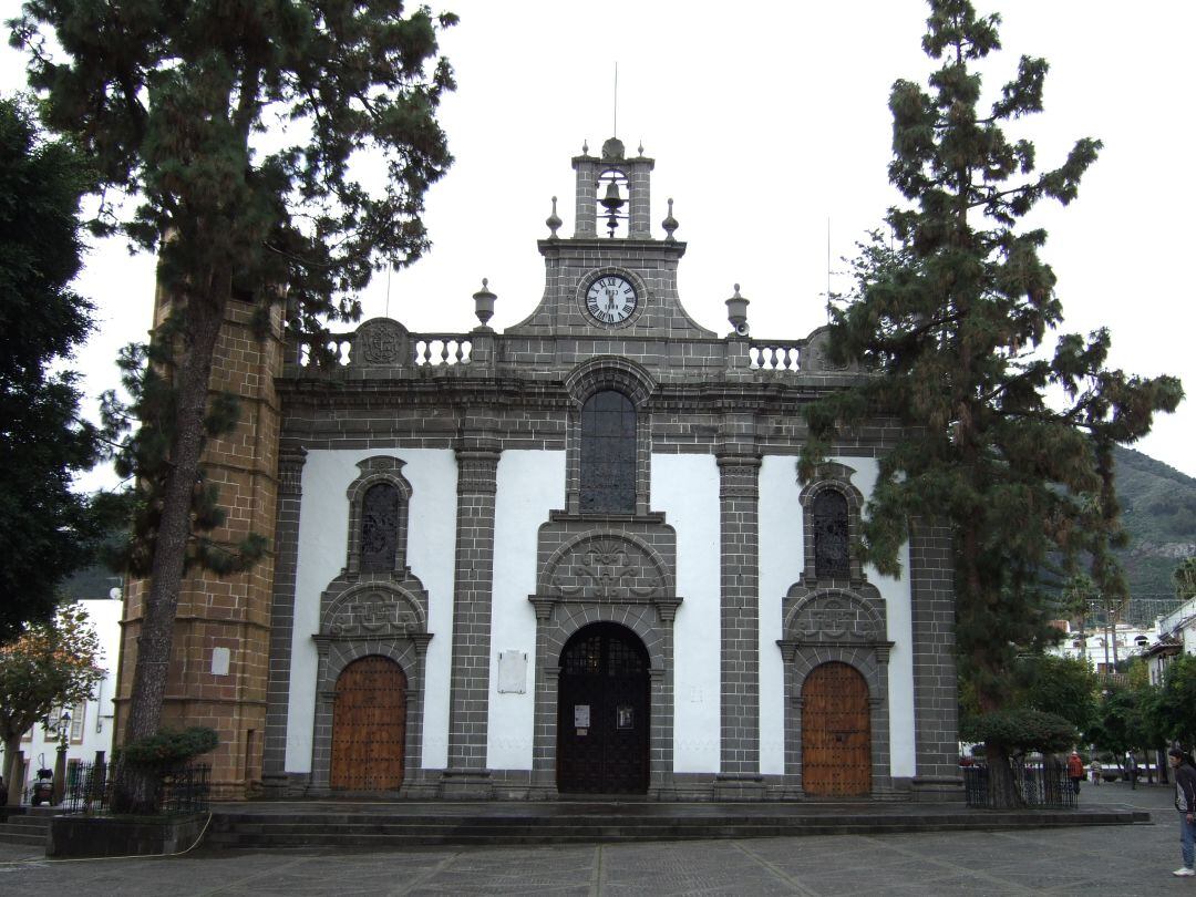 Basílica del Pino.