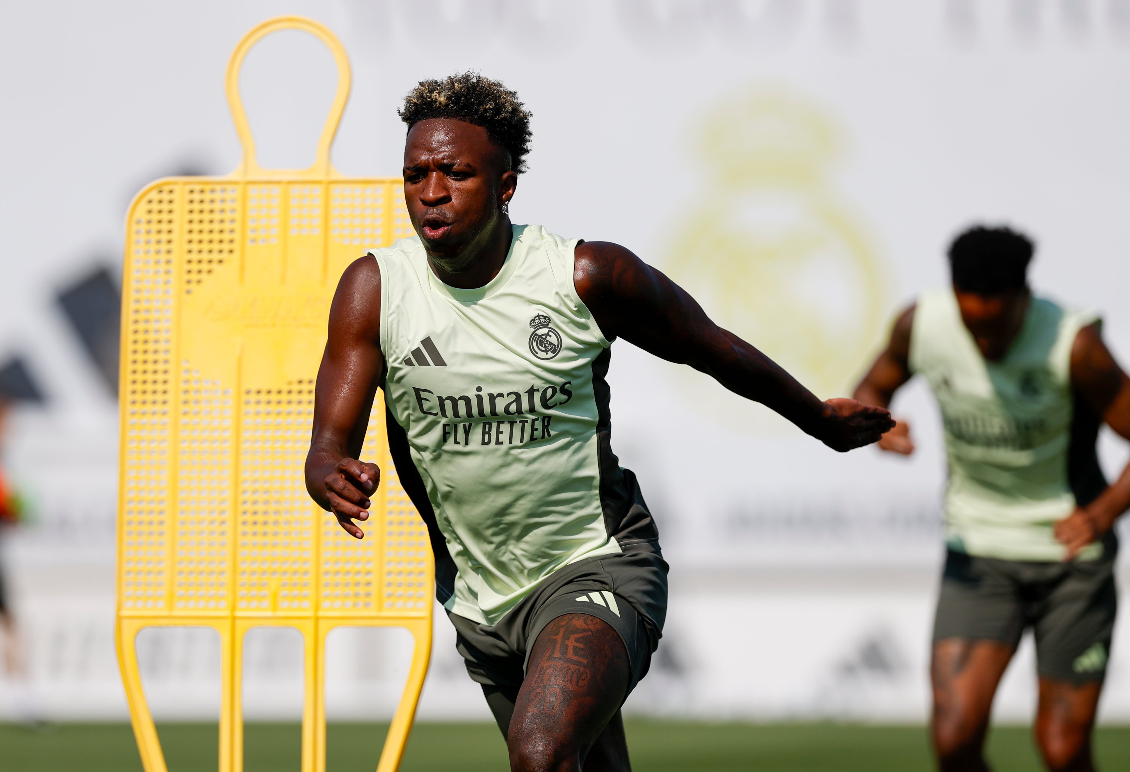 Relaño advierte a Vinícius sobre su renovación: "En los cálculos del Real Madrid, Mbappé es un jugador estratégico, pero él no"