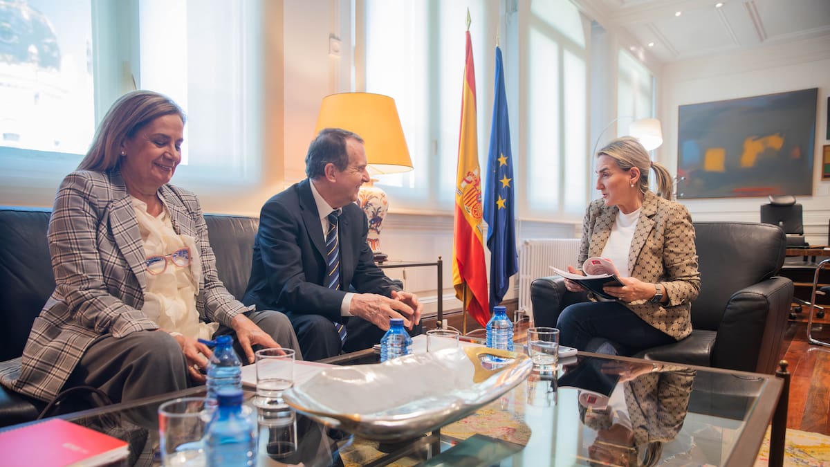 Abel Caballero atribuye a Louzán un "ataque frontal" a Vigo ante la ministra de Deportes