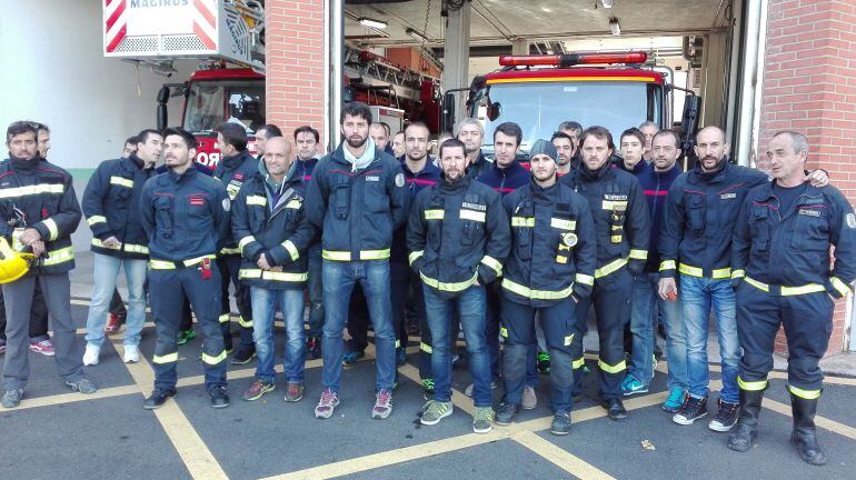 Parte de la plantilla de bomberos de Guadalajara/Foto archivo SER GU