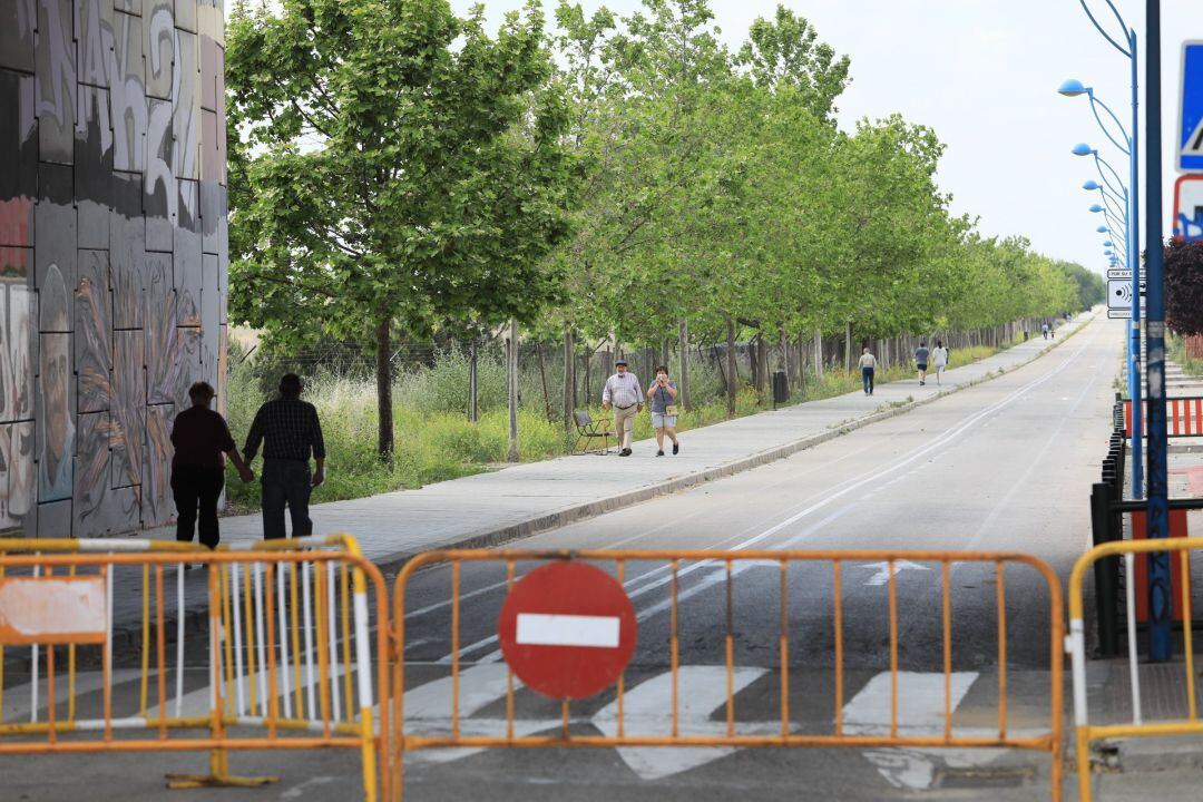 El ayuntamiento continúa con la peatonalización temporal de varias calles para favorecer el desplazamiento de los vecinos. 