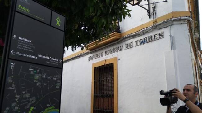 Nueva señalética integrada que instala el Ayuntamiento de Córdoba en el Casco HIstórico