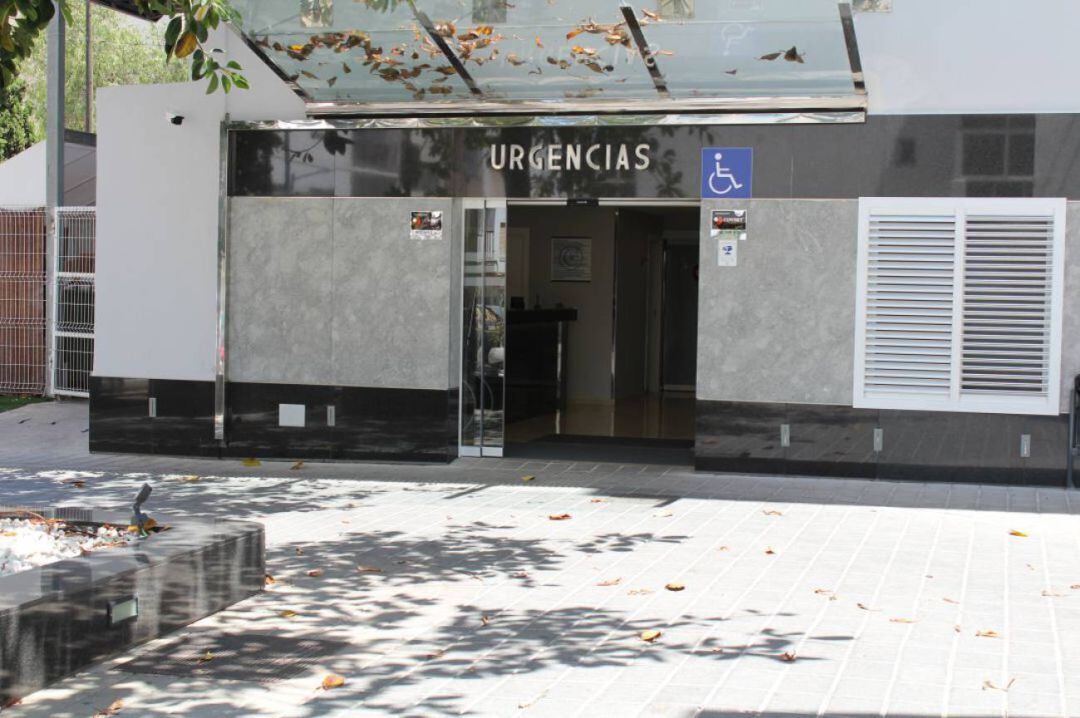 Entrada de Urgencias de la Policlínica