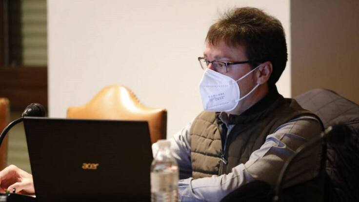 El portavoz de Ciudadanos en Peñafiel, Tomás Veganzones, pide en la SER la dimisión del alcalde, Roberto Díez