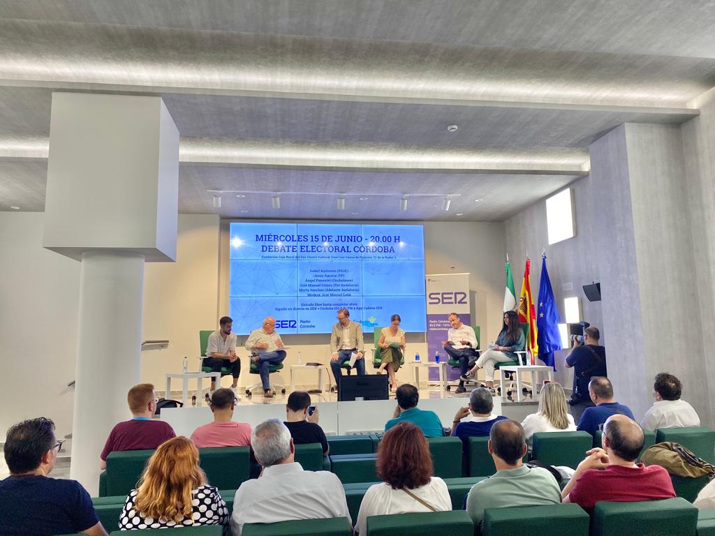 Los candidatos y candidatas, en el debate 'Elecciones Andaluzas 2022' organizado por Radio Córdoba.