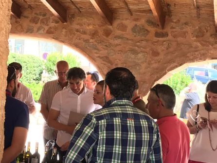 Visita de Francesc Colomer a la III Mostra Internacional de Vins Singulars i de Poble de la Marina Alta.