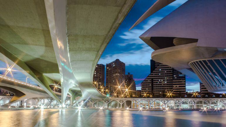 La Ciudad de las Artes y las Ciencias es uno de los mayores atractivos de Valencia