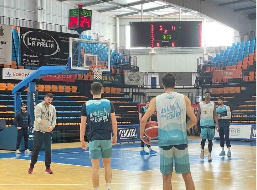 El técnic de l&#039;Hestia Menorca, Javi Zamora, vol treure un bon resultat de la seva visita a Ponferrada tot i que és conscient de la dificultat del rival.