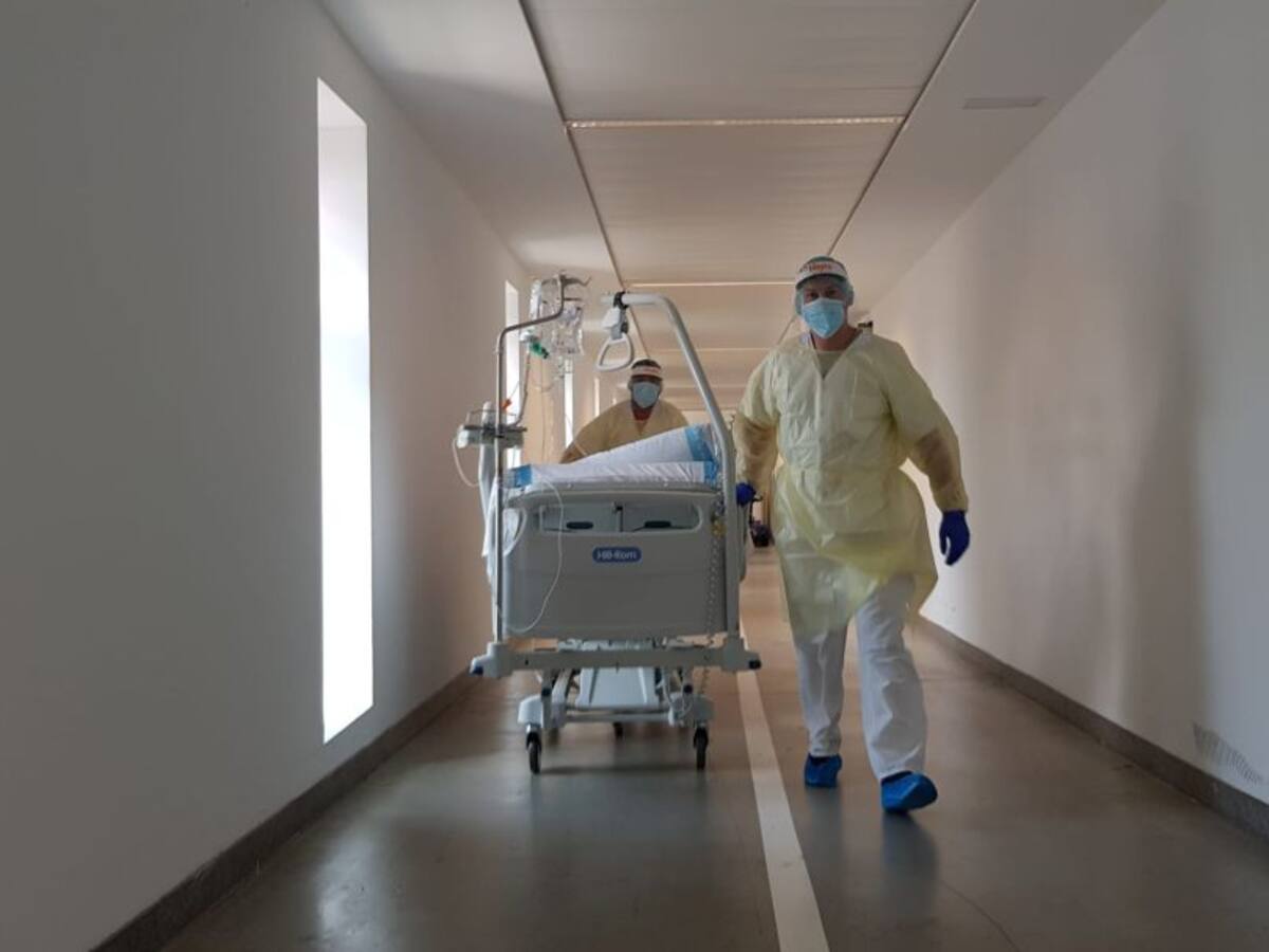 Las Pitiusas suman 29 positivos por covid en una jornada con un enfermo más en UCI