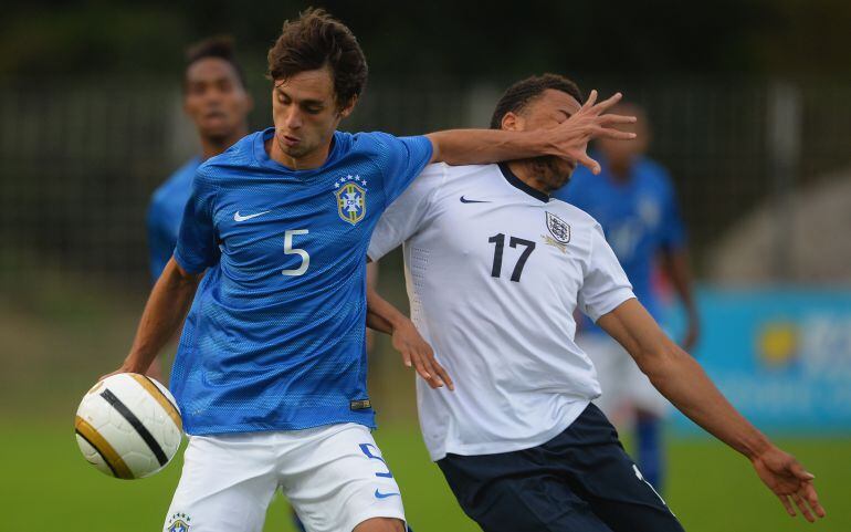Rodrigo Caio con la selección sub20 de Brasil.