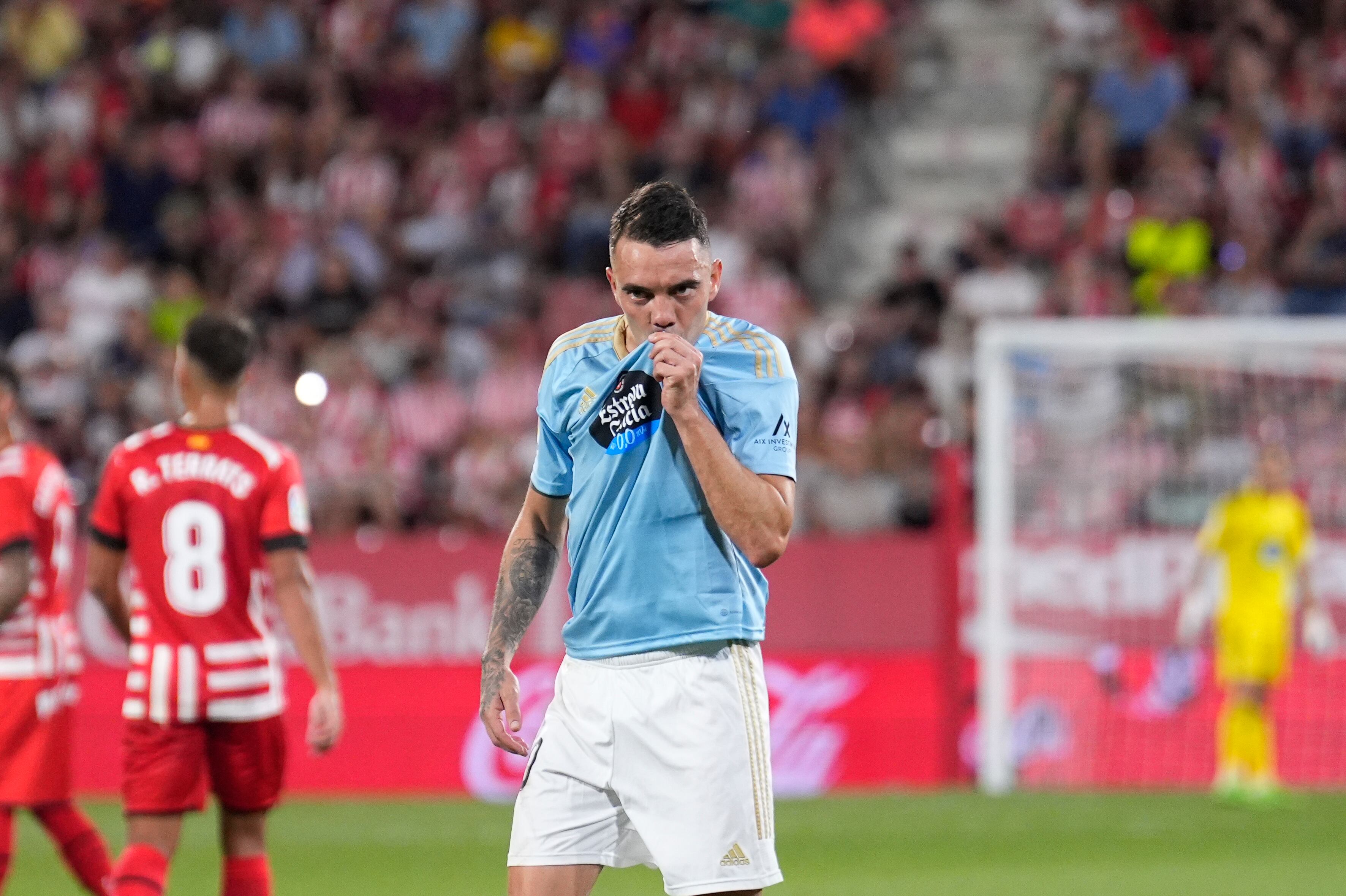 GIRONA, 26/08/2022.- El delantero del Celta de Vigo Iago Aspas celebra el gol durante el partido de la tercera jornada de Liga en Primera División entre el Girona FC - RC Celta, en el estadio municipal de Montilivi. EFE/David Borrat
