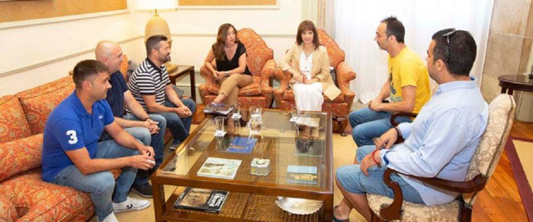 Reunión de Inés Rey con el comité de empresa de Alcoa