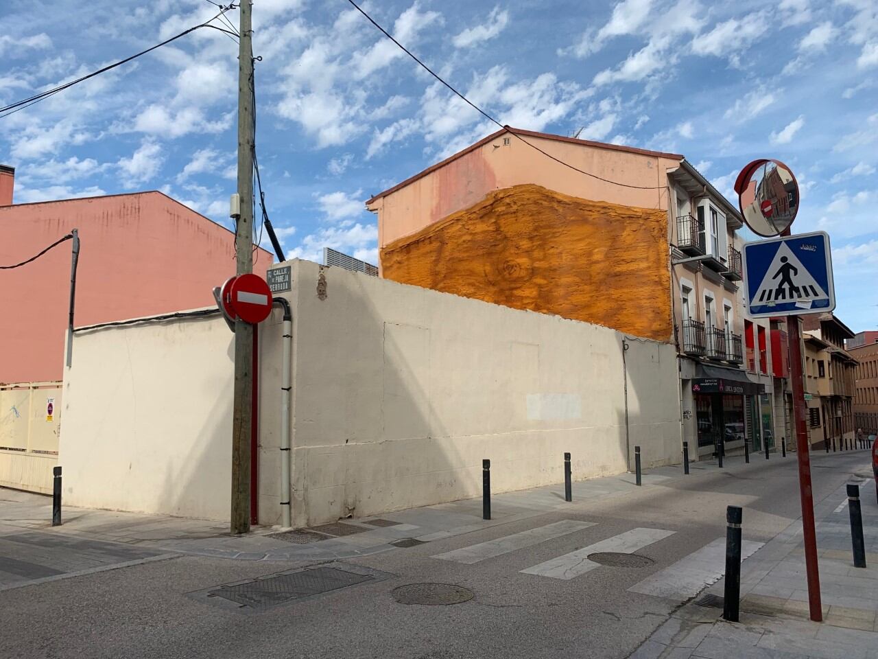 Solar en la Travesía de Santo Domingo