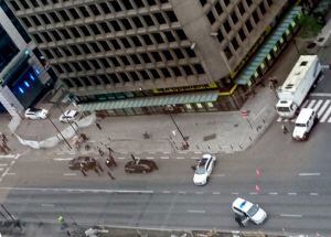 Una calle acordonada cerca del centro comercial City2 de Bruselas.