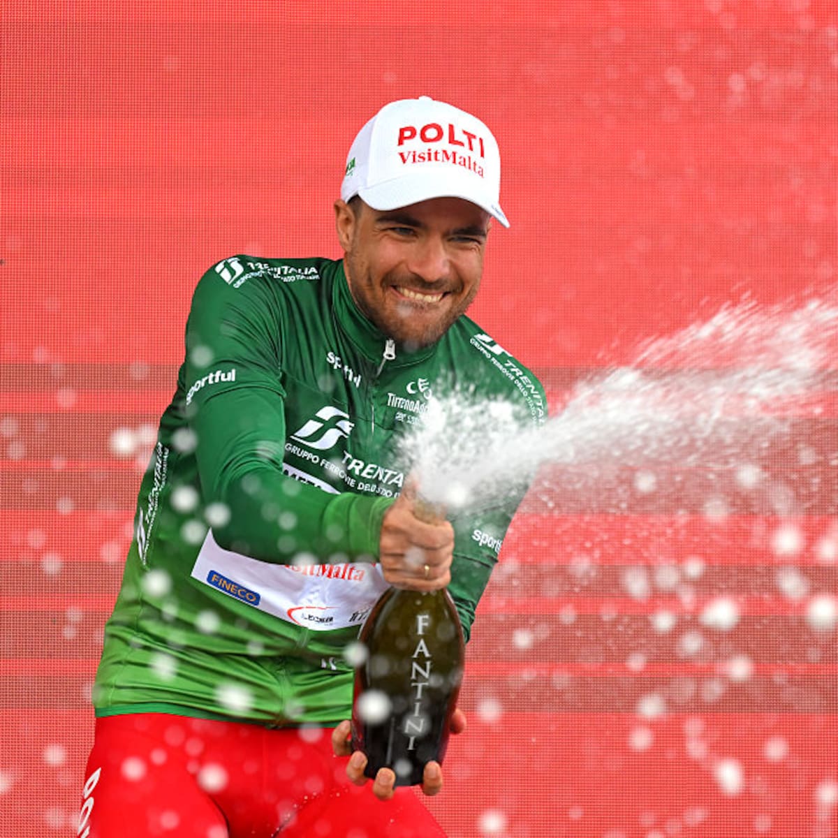Diego Sevilla, ciclista del Team Polti Visit Malta: “Celebré la montaña de Tirreno Adriático con una pizza”
