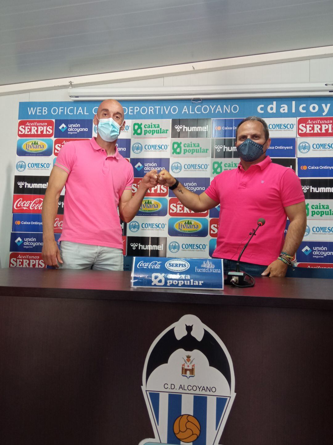 José Juan a la izquieda de la imagen con González