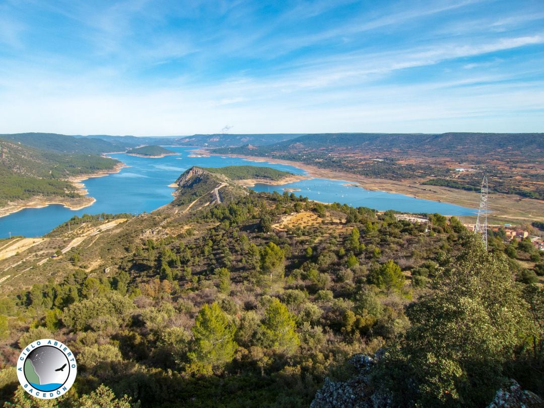 Imagen a vista de pájaro de los parajes naturales de Sacedón