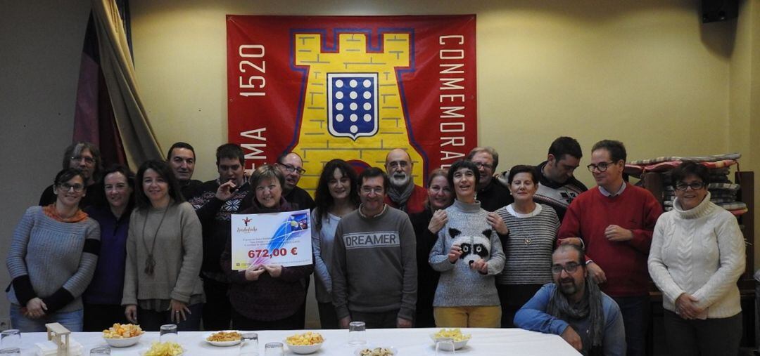 Kambalache Teatro entrega su donación a la Asociación de Discapacitados ASCEDIS