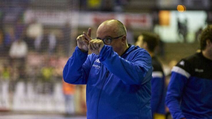 El entrenador del BlasGon y CERES Villa de Aranda, repasa en El Banquillo de la SER la actualidad del proyecto en su regreso a la capital ribereña