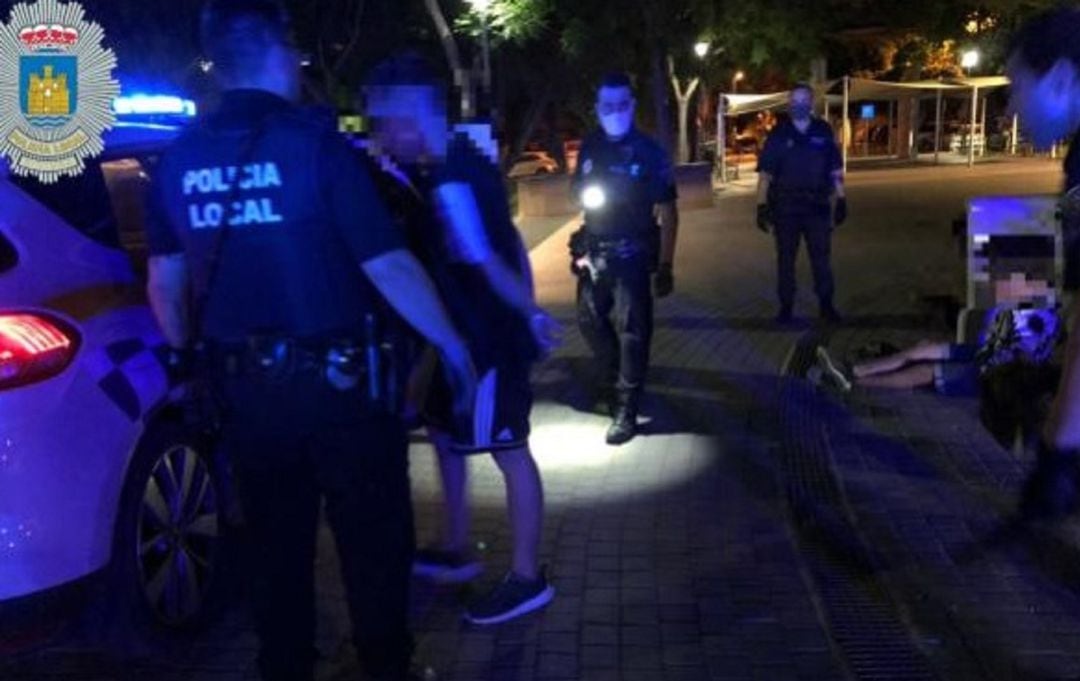 Imagen de archivo de una operación de la Policía Local de Ibiza