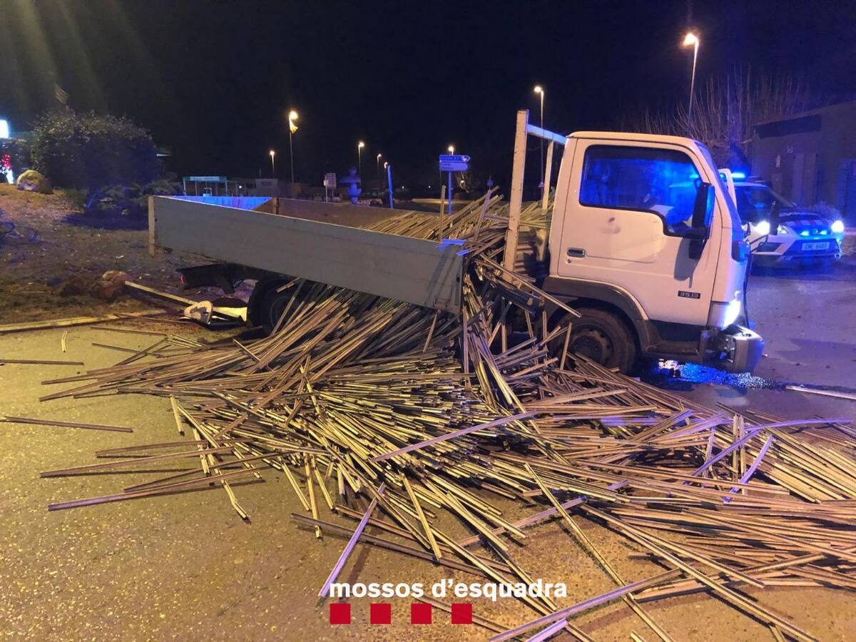 Detenen un home a Mollerussa per robar un camió i conduir de forma temerària