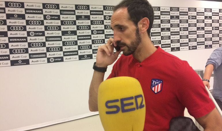 Juanfran habla del Atlético en el &#039;El Larguero&#039;