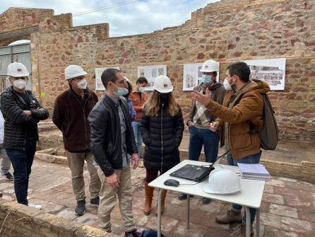 La intervención municipal que se está haciendo en la casa dels Bous saca a relucir estos singulares inmuebles